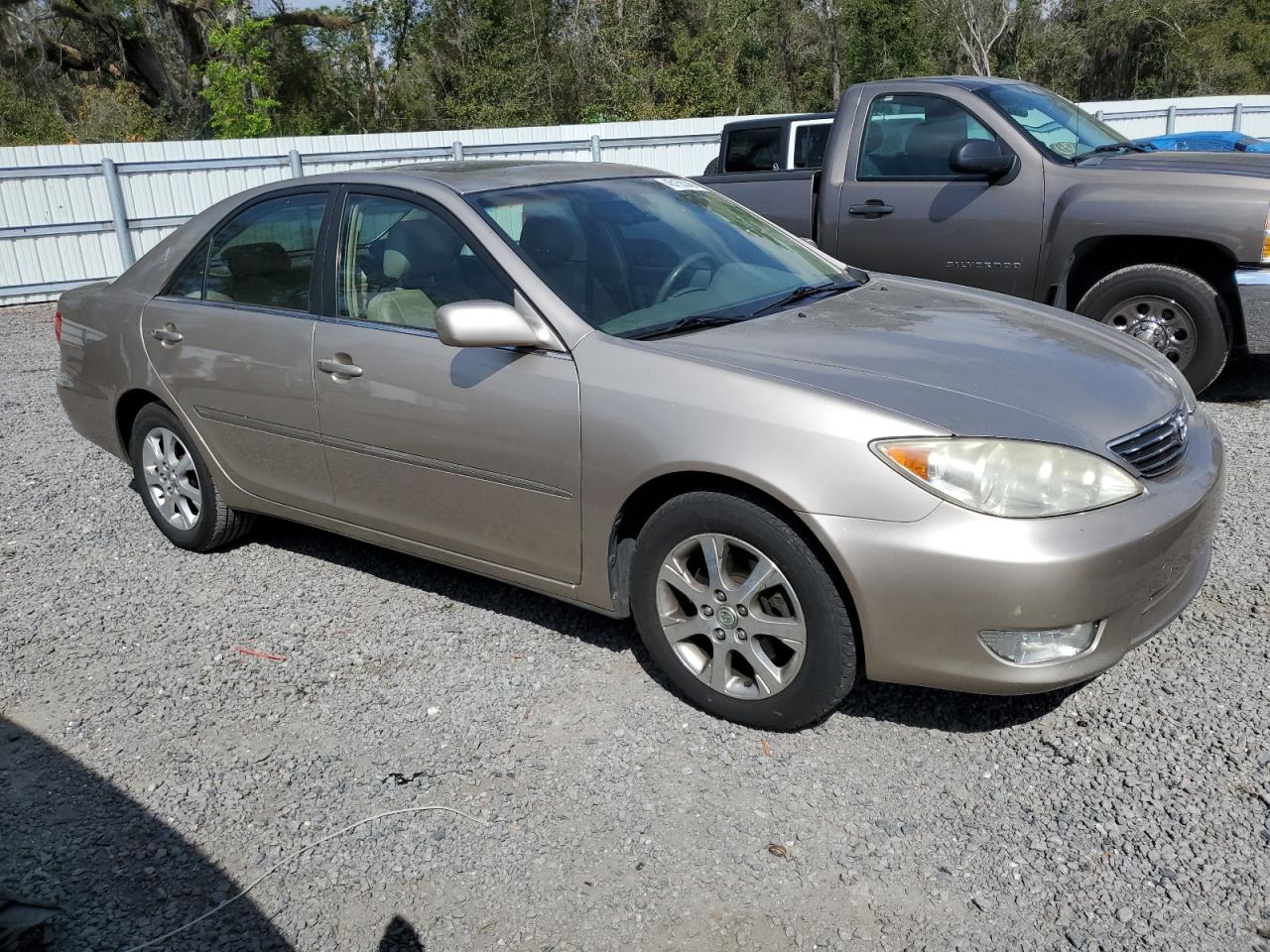 2005 Toyota Camry - Image 4