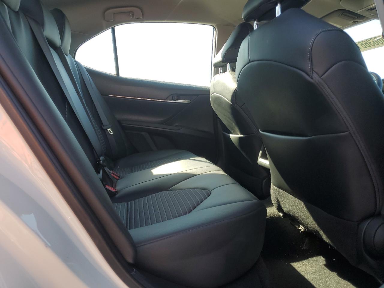 2020 Toyota Camry - Image 10