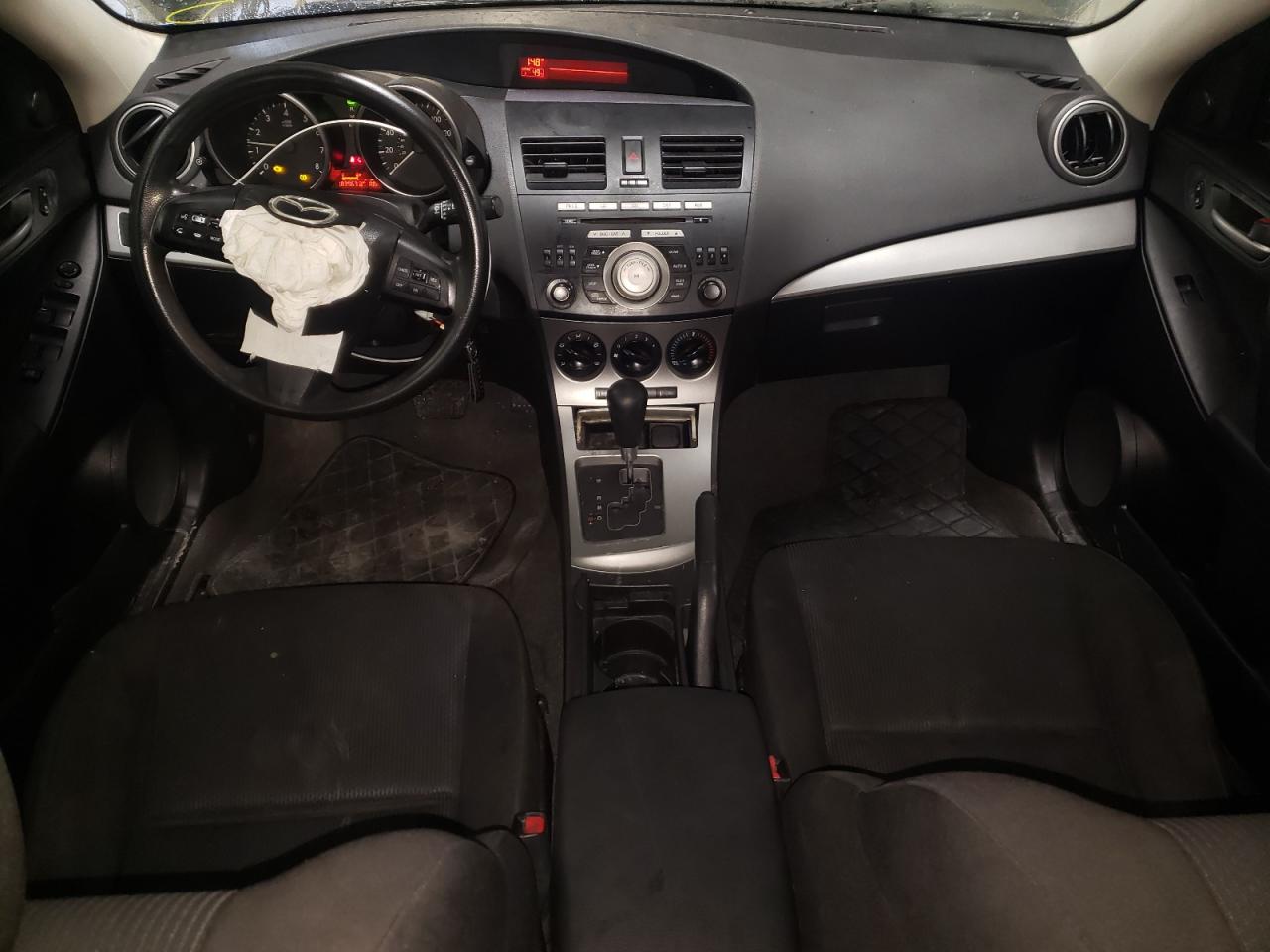 2010 Mazda 3 - Image 8