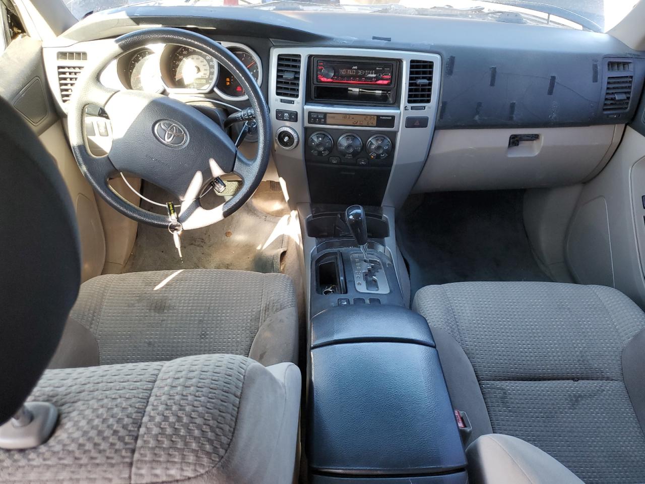 2004 Toyota 4Runner - Image 8