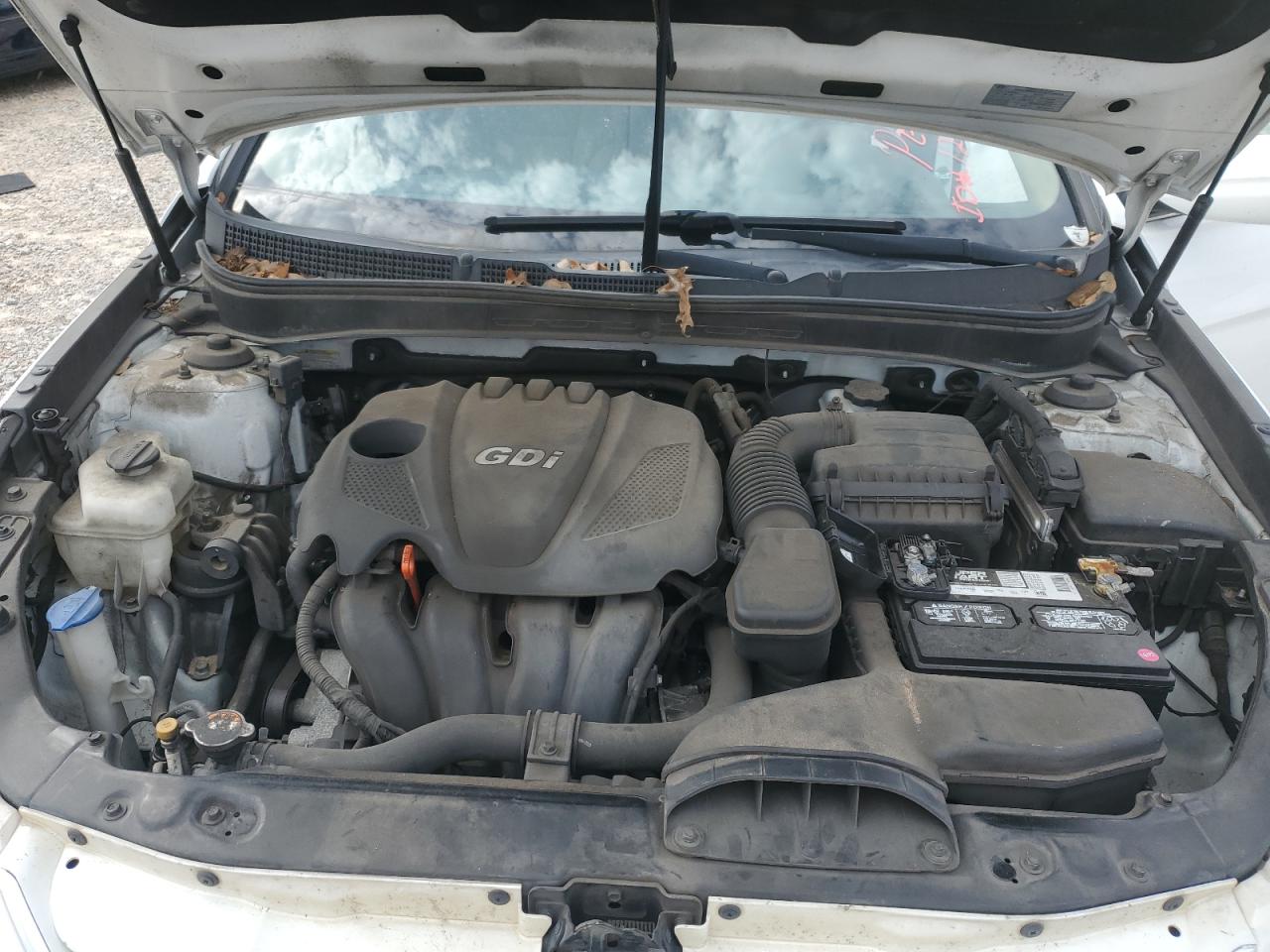 2013 Hyundai Sonata - Image 11