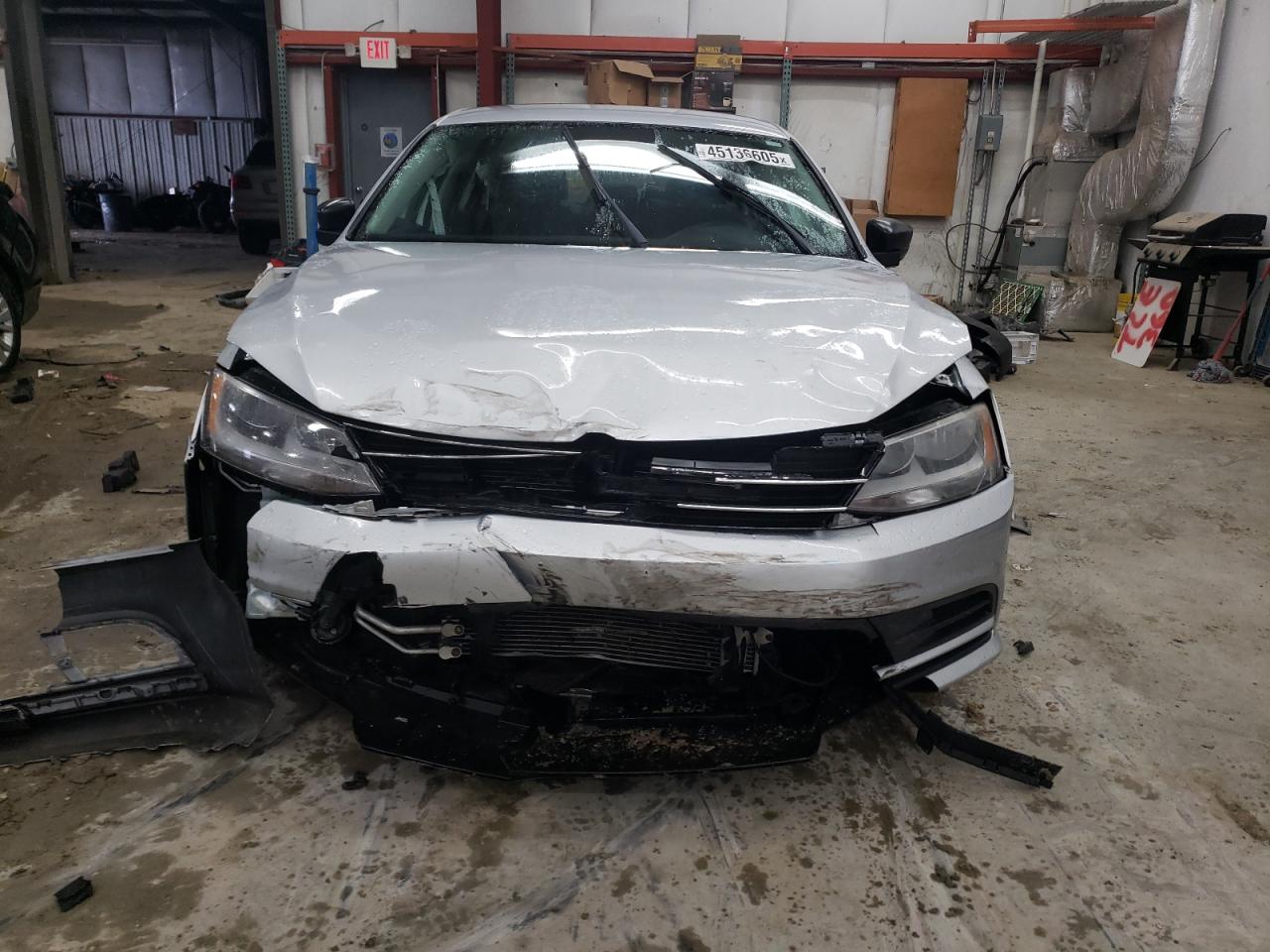 2015 Volkswagen Jetta - Image 5