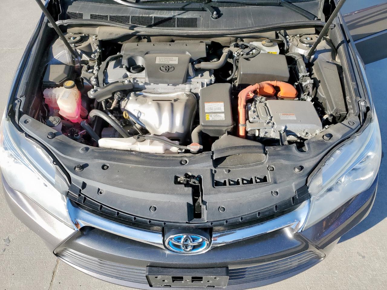 2016 Toyota Camry - Image 11