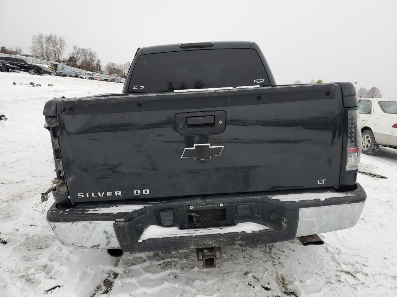 2012 Chevrolet Silverado - Image 6