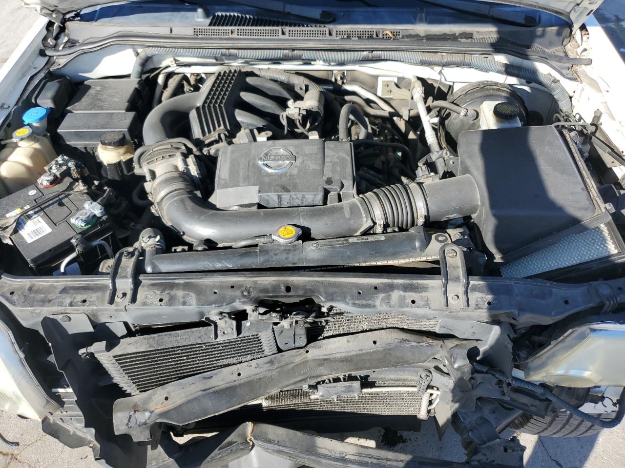 2010 Nissan XTerra - Image 12