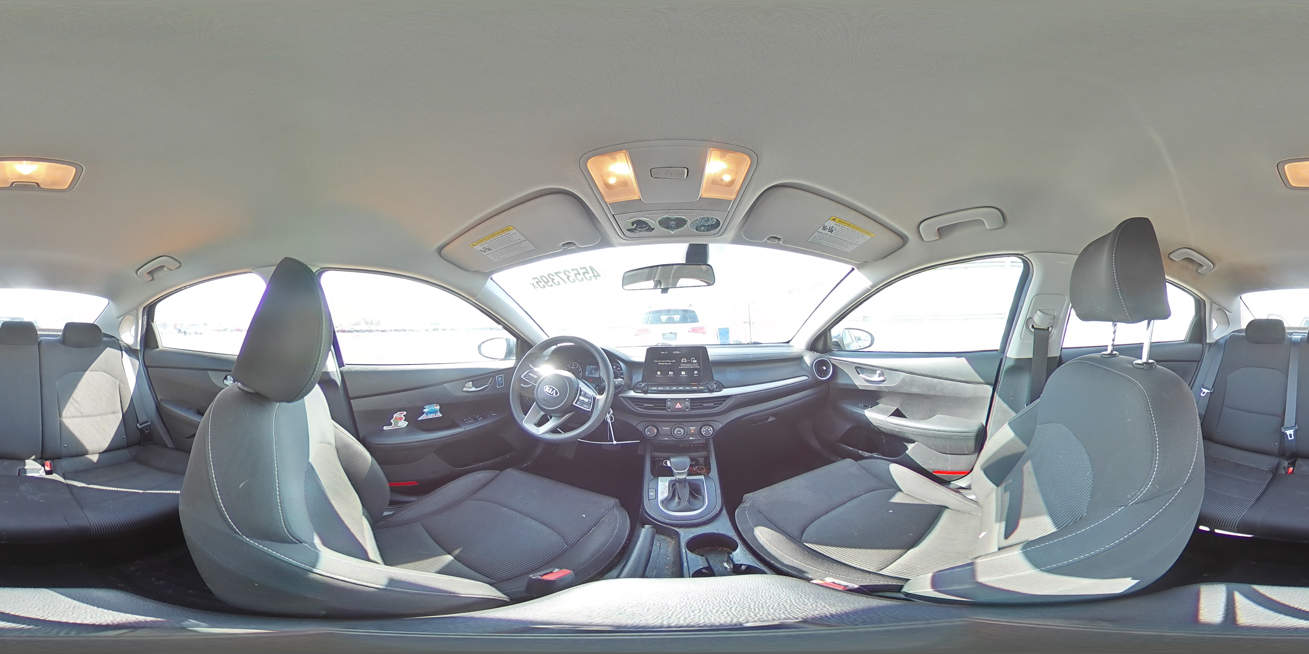 2021 Kia Forte - Image 14