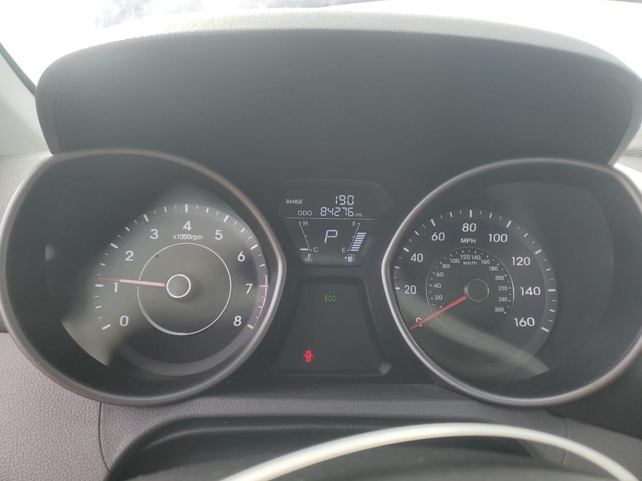 2013 Hyundai Elantra - Image 9