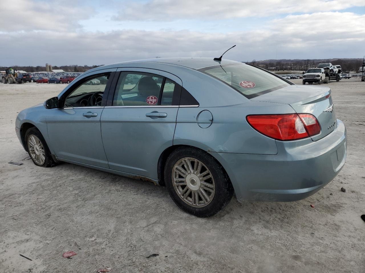 2008 Chrysler Sebring - Image 2