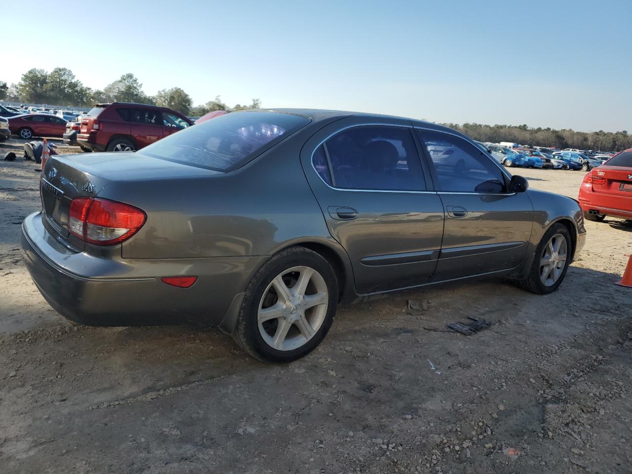2003 Infiniti I - Image 3