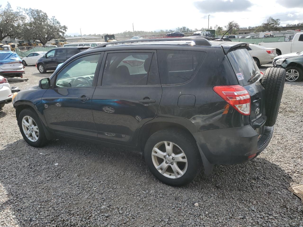 2010 Toyota RAV 4 - Image 2