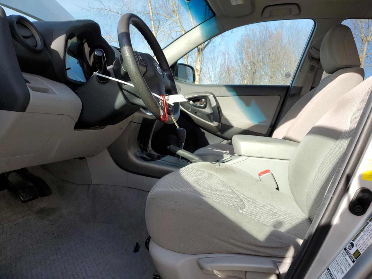 2012 Toyota RAV 4 - Image 7