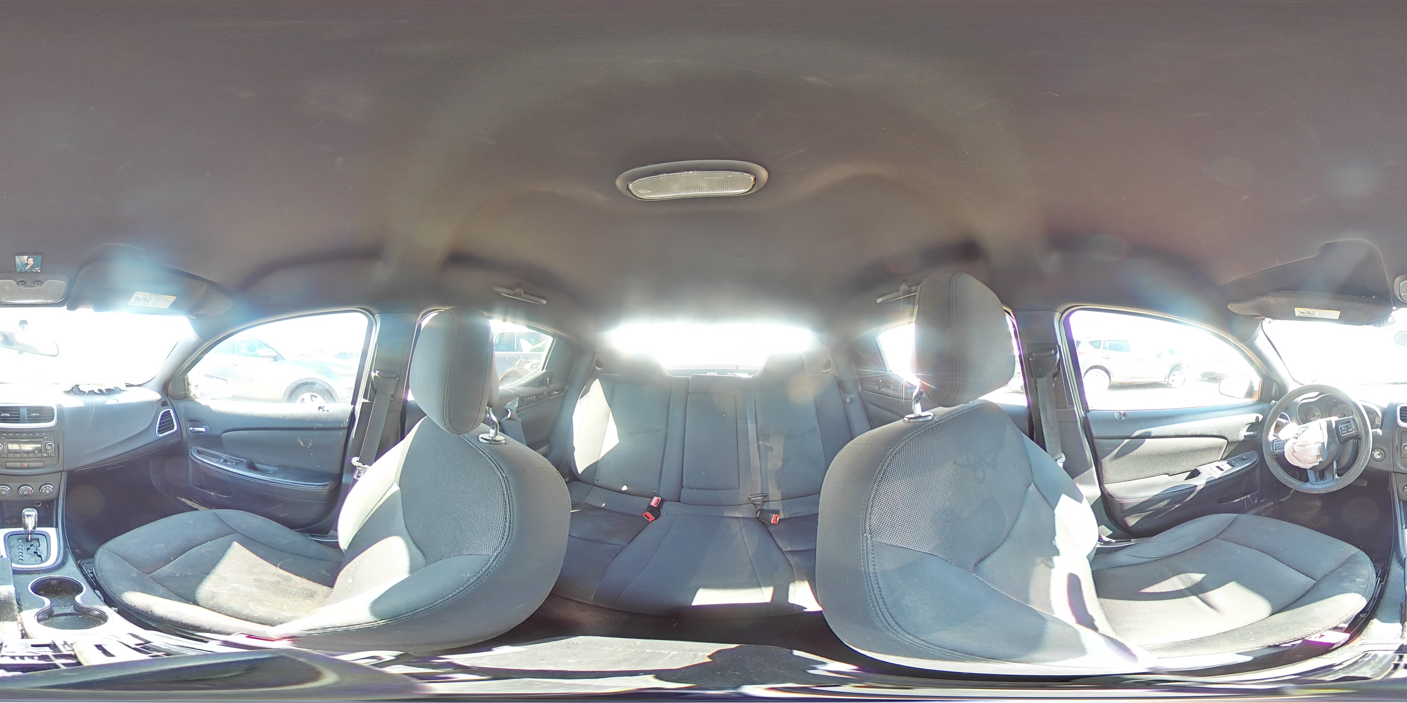 2011 Dodge Avenger - Image 13