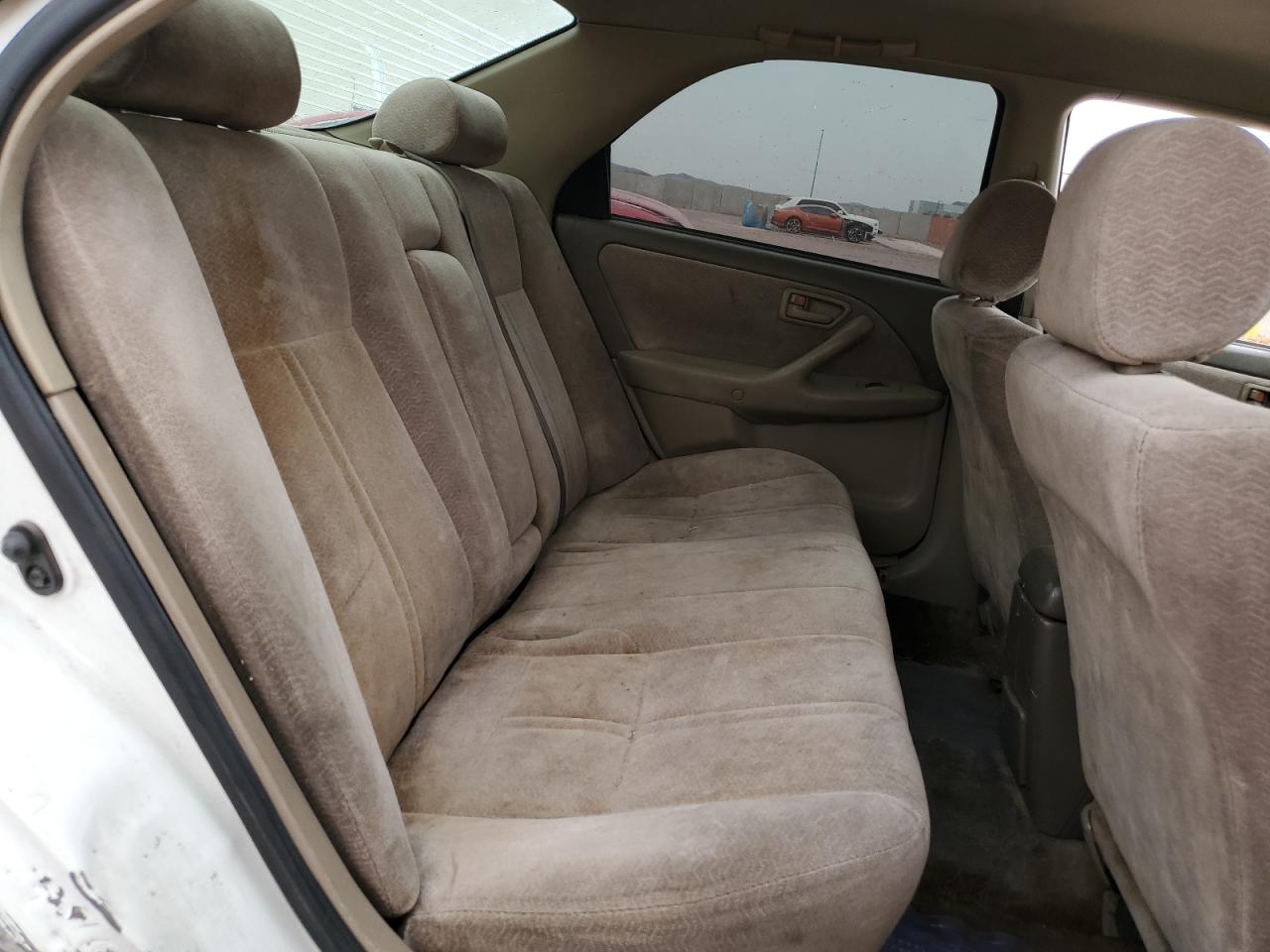 1997 Toyota Camry - Image 10