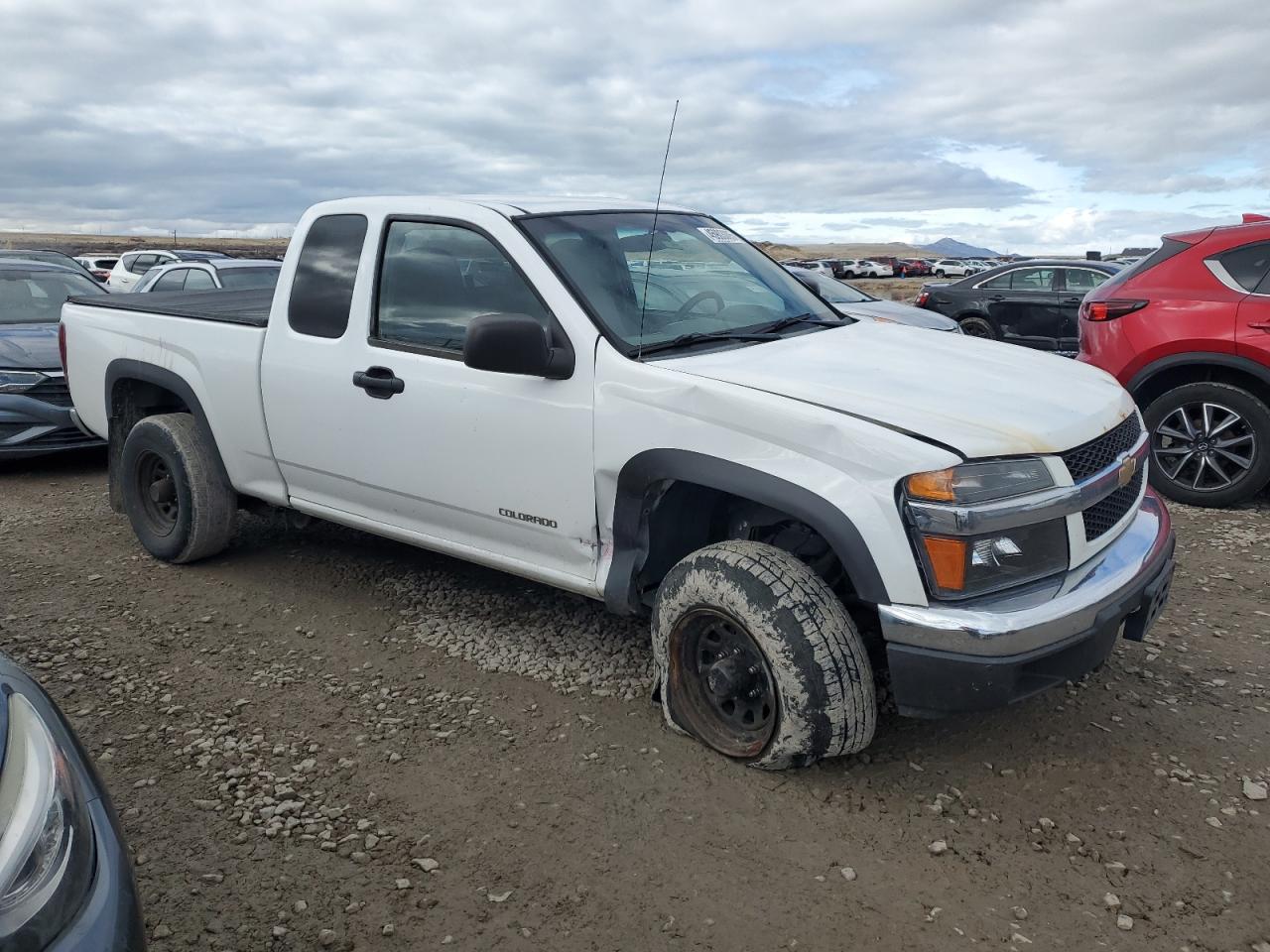 2004 Chevrolet Colorado - Image 4