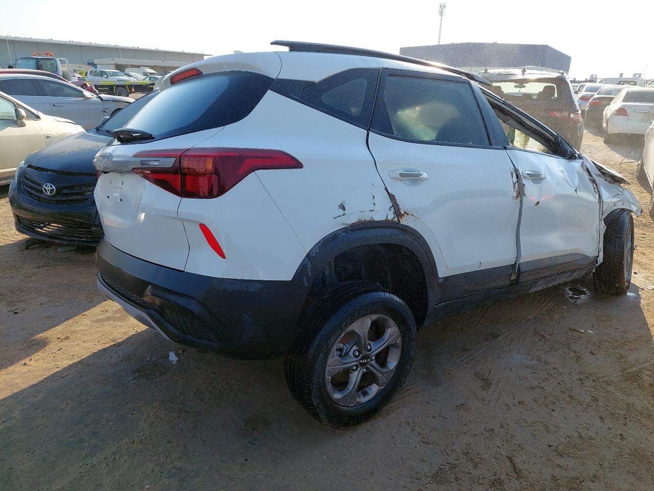 MZBEP8142NN282307 - 2022 Kia SELTOS - #43489305