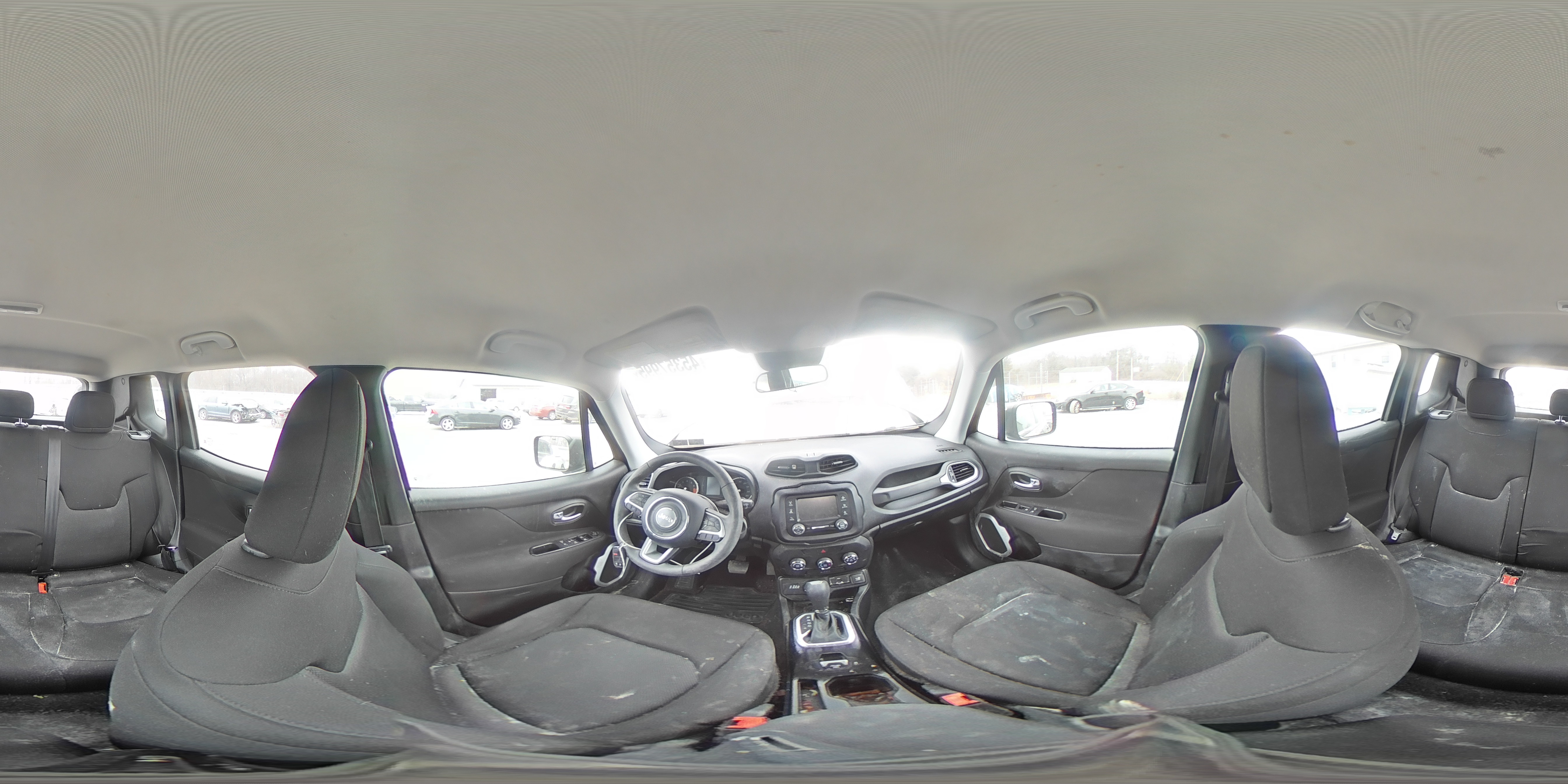 2018 Jeep Renegade - Image 14