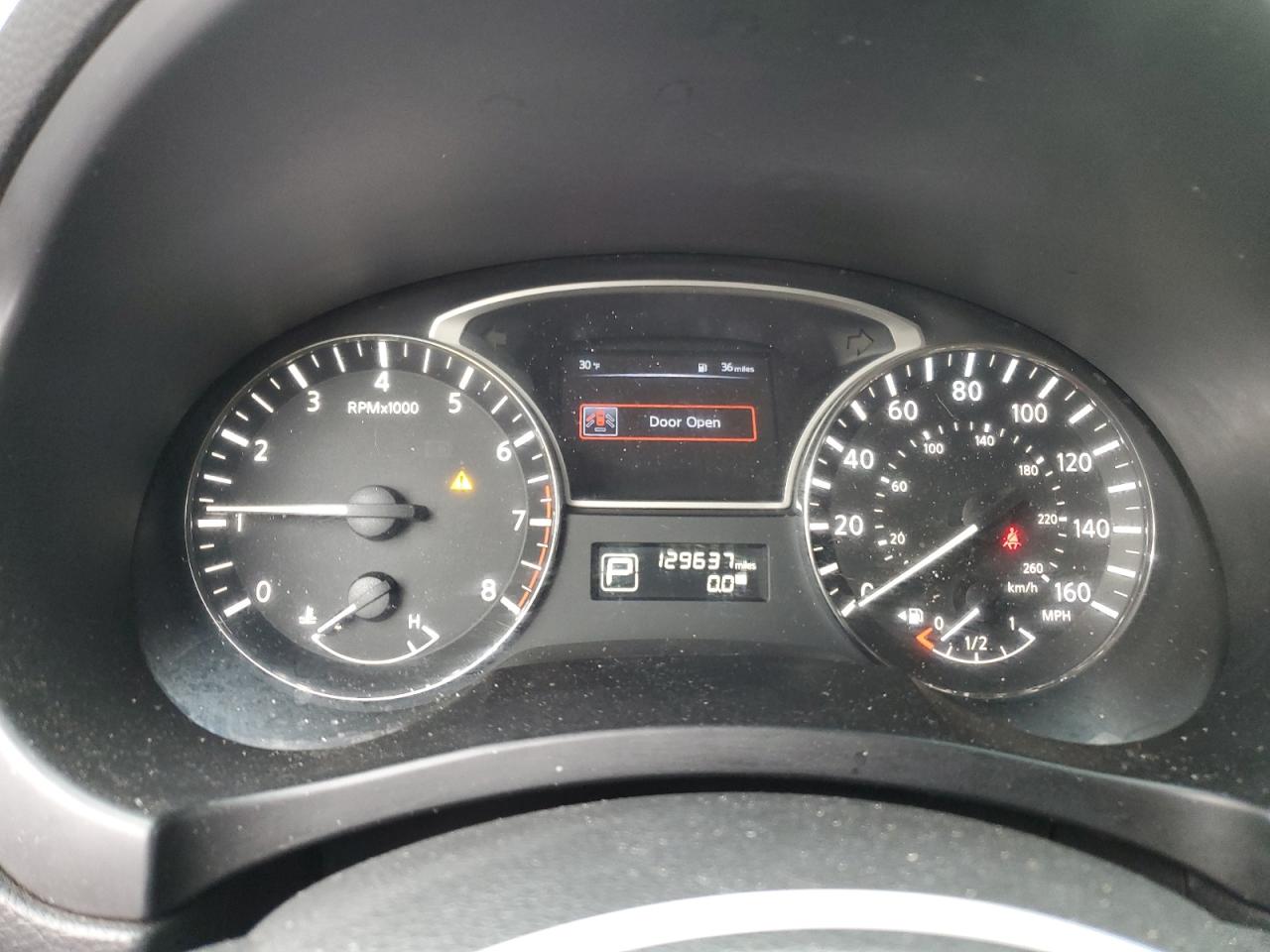2015 Nissan Altima - Image 9