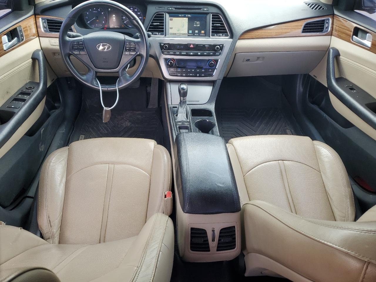 2015 Hyundai Sonata - Image 8