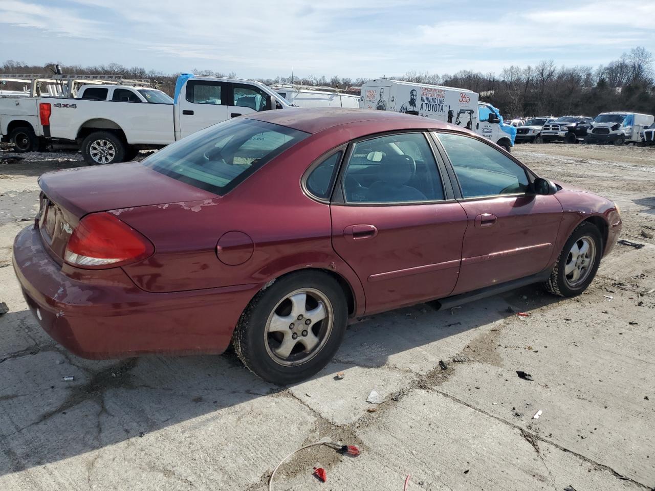 2005 Ford Taurus - Image 3