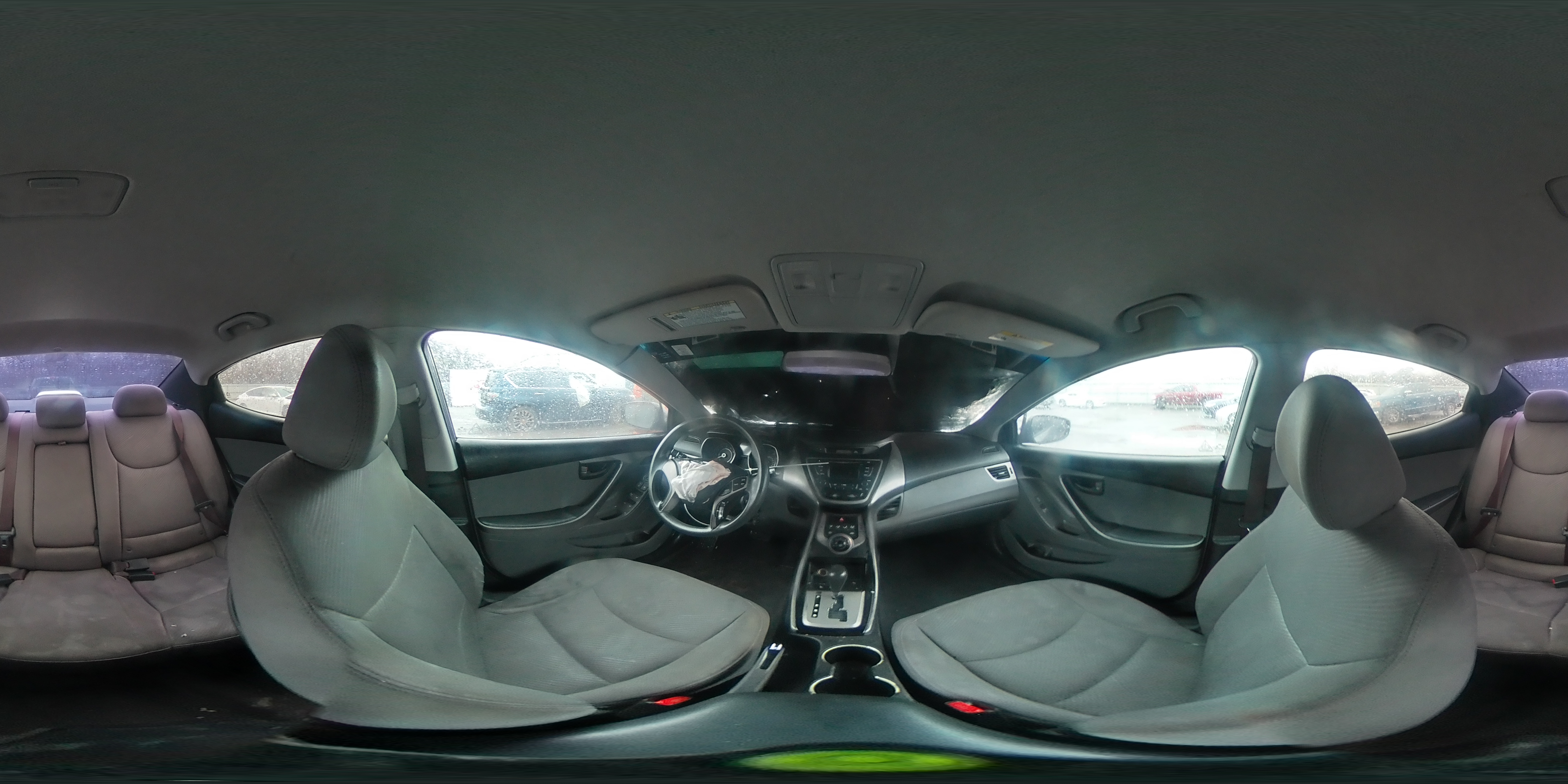 2013 Hyundai Elantra - Image 12