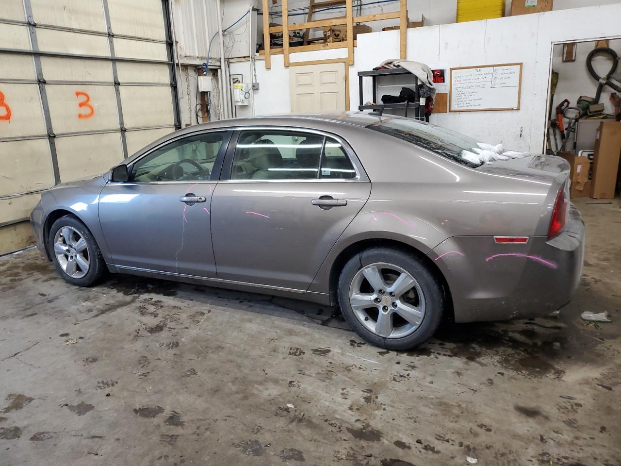 2010 Chevrolet Malibu - Image 2