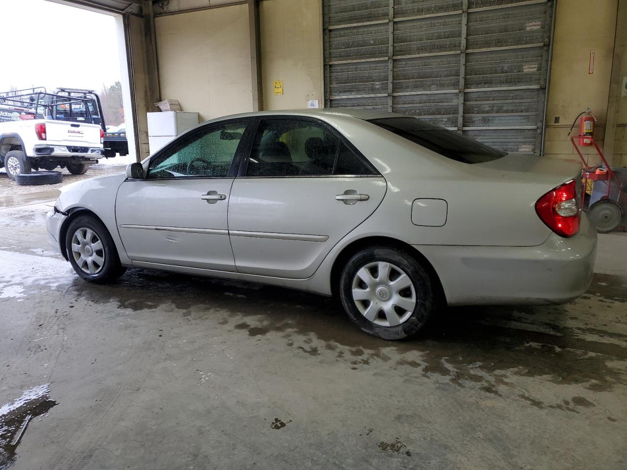2003 Toyota Camry - Image 2