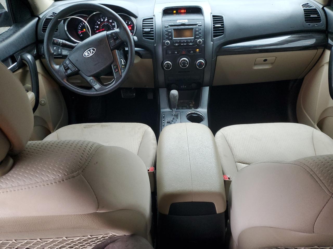 2012 Kia Sorento - Image 8