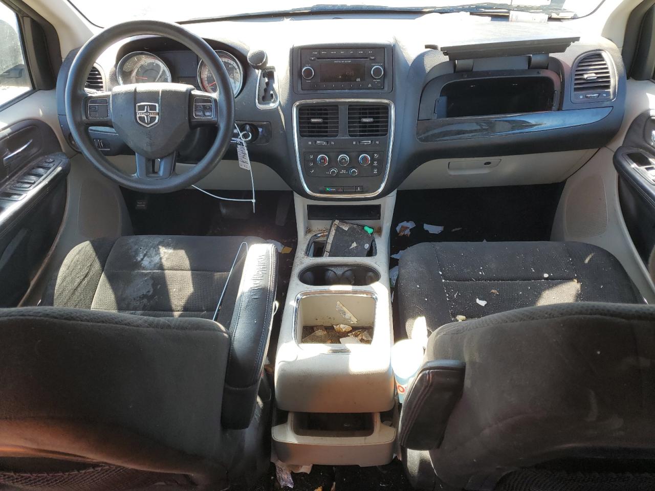 2013 Dodge Caravan - Image 8