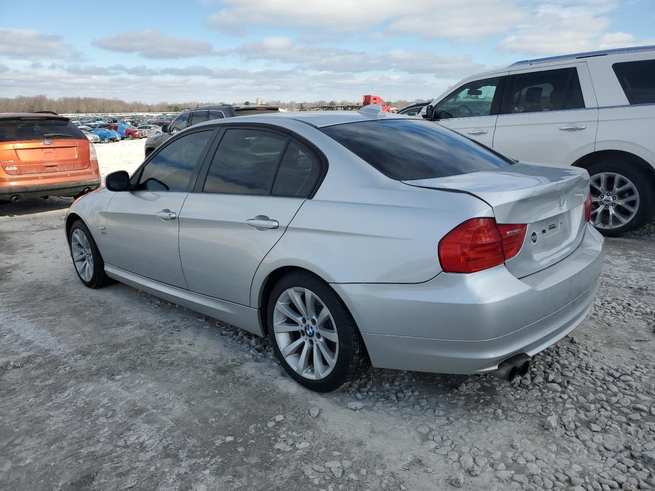 2011 BMW 3er - Image 2