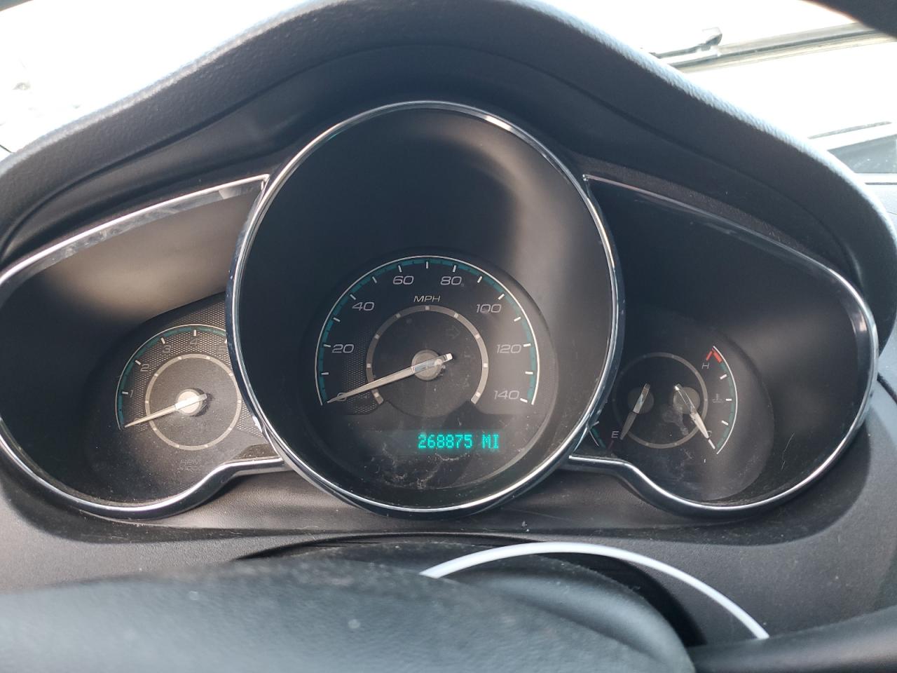 2011 Chevrolet Malibu - Image 9