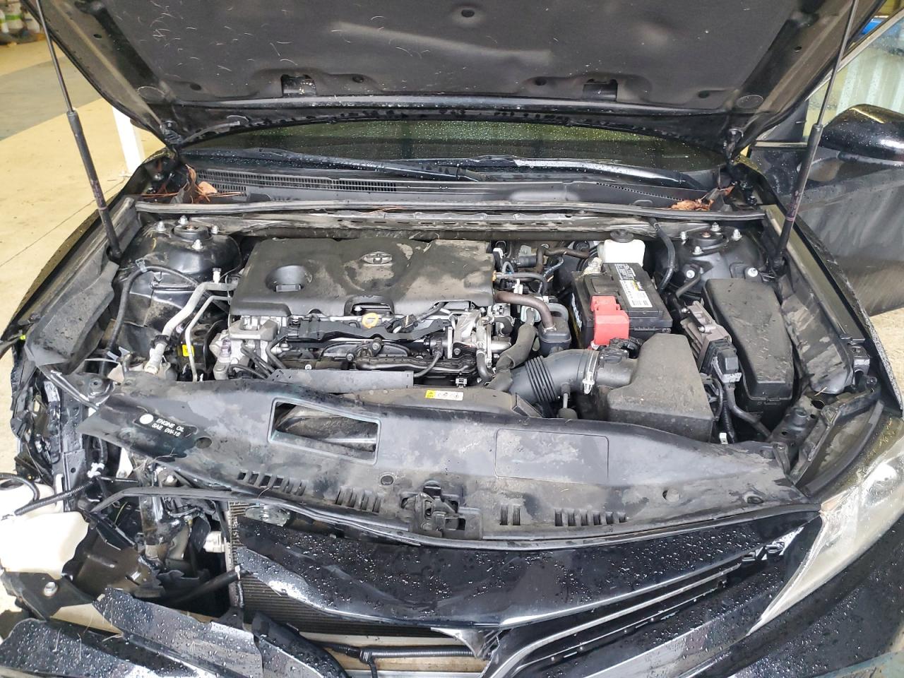 2020 Toyota Camry - Image 12