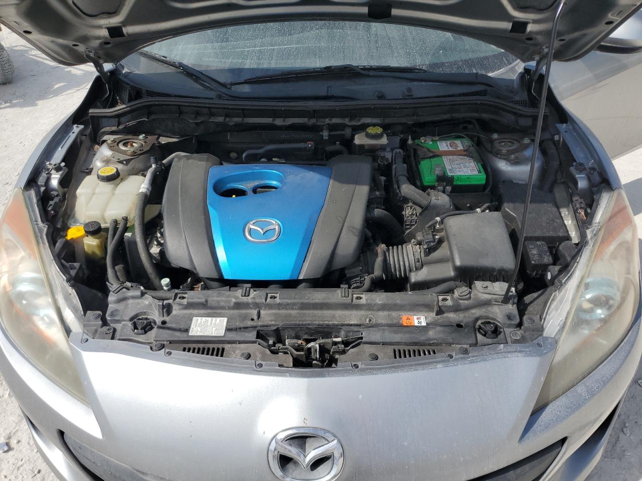 2012 Mazda 3 - Image 11
