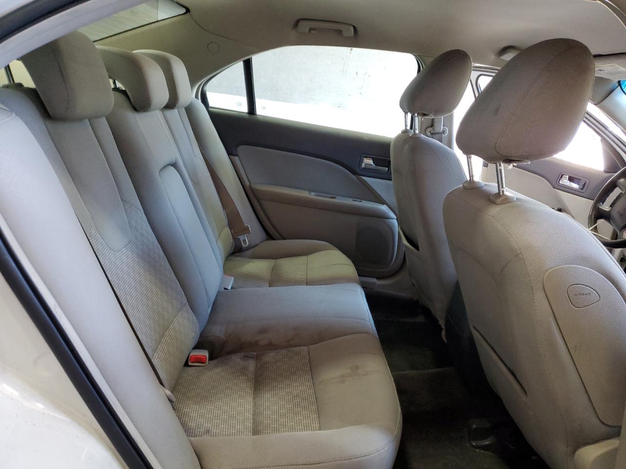 2010 Ford Fusion - Image 10