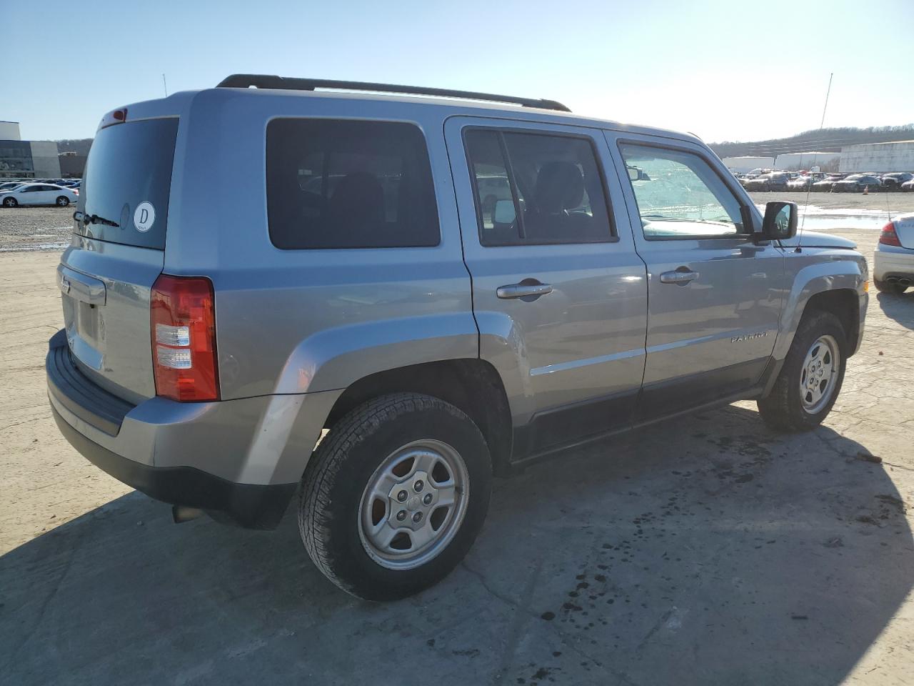 2017 Jeep Liberty (Patriot) - Image 3