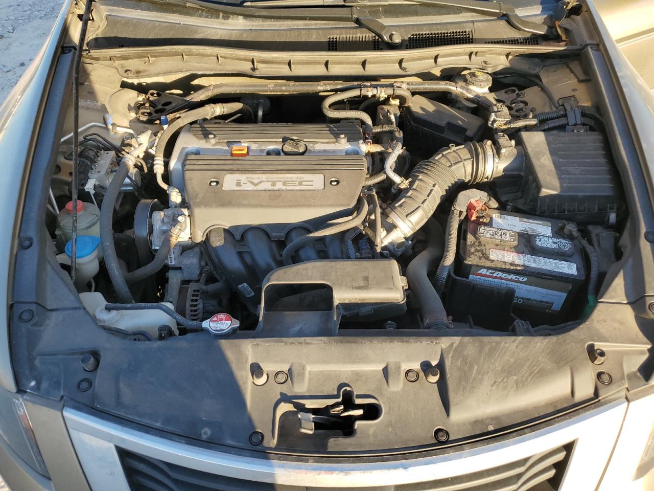 2009 Honda Accord - Image 12
