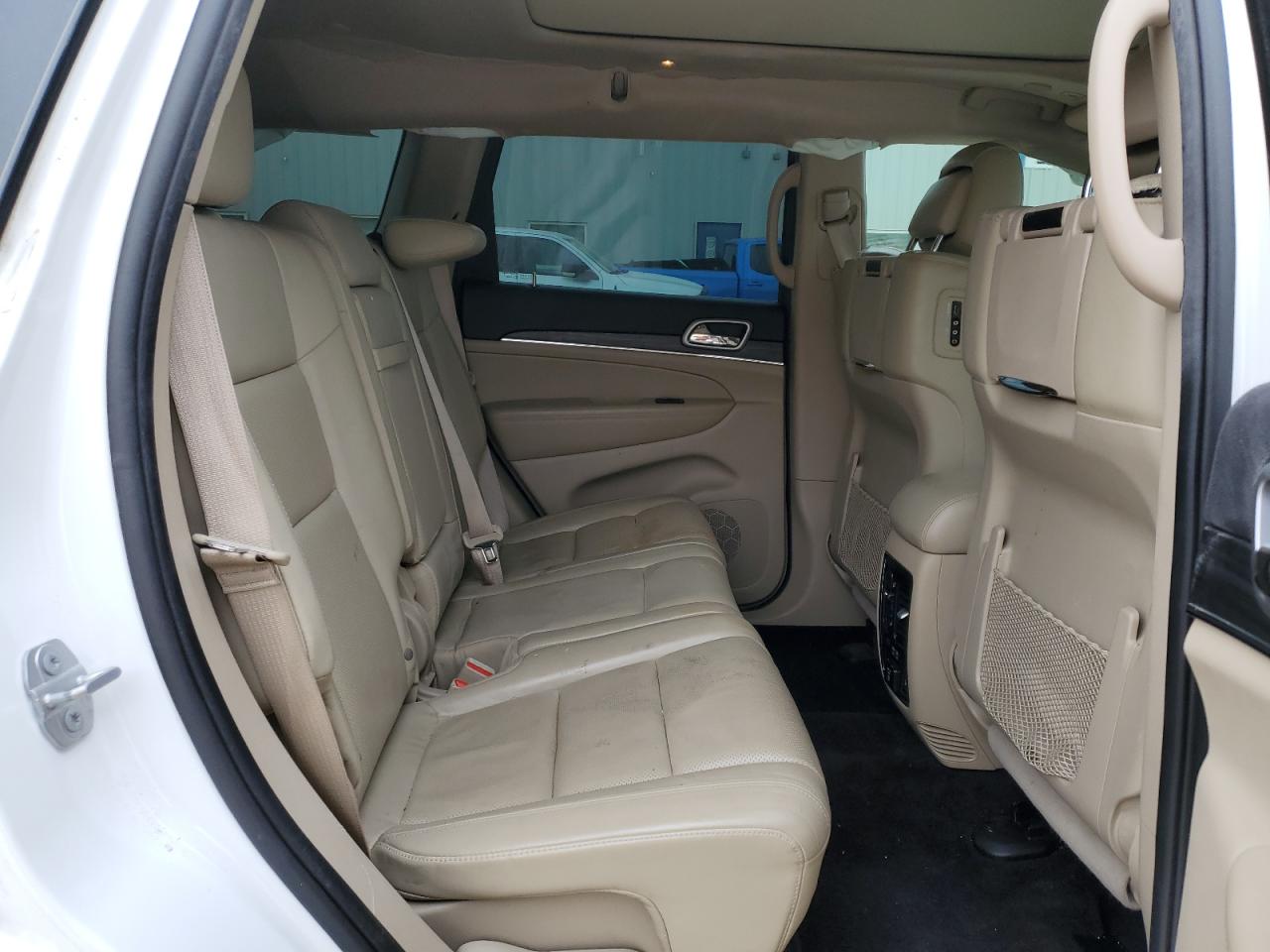2019 Jeep Grand Cherokee - Image 11