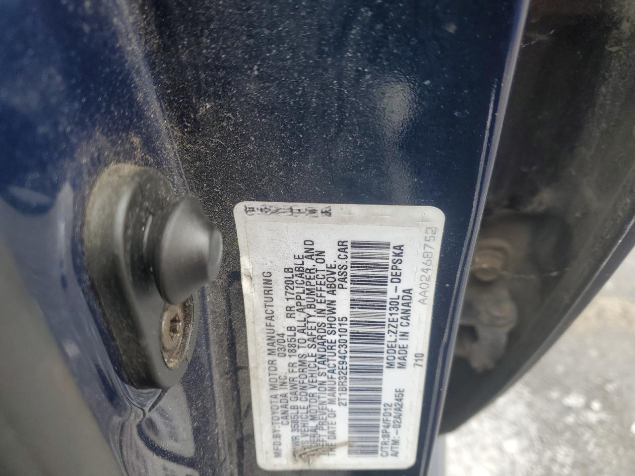 2004 Toyota Corolla - Image 12