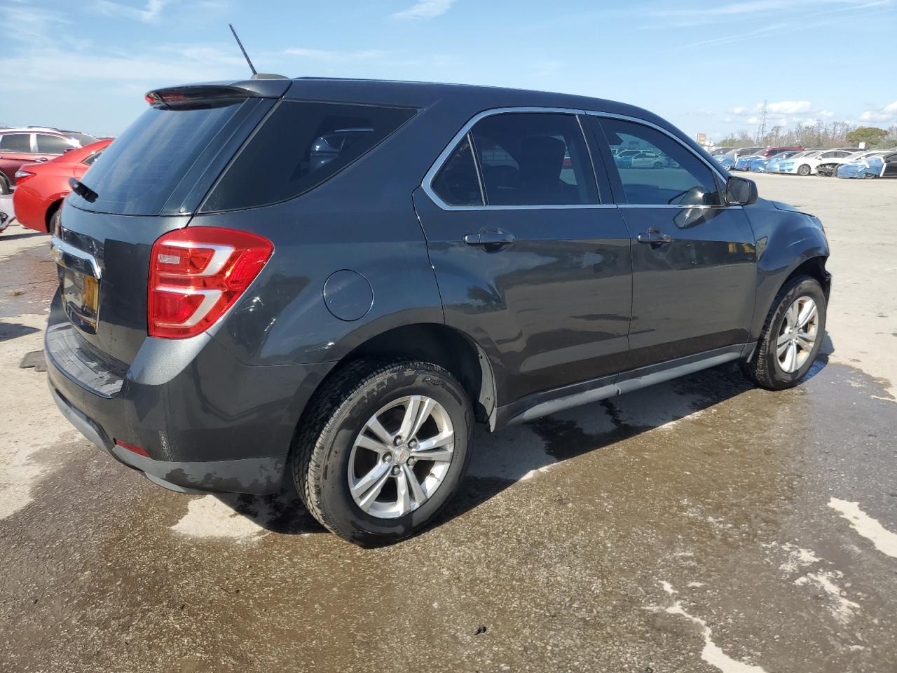 2017 Chevrolet Equinox - Image 3