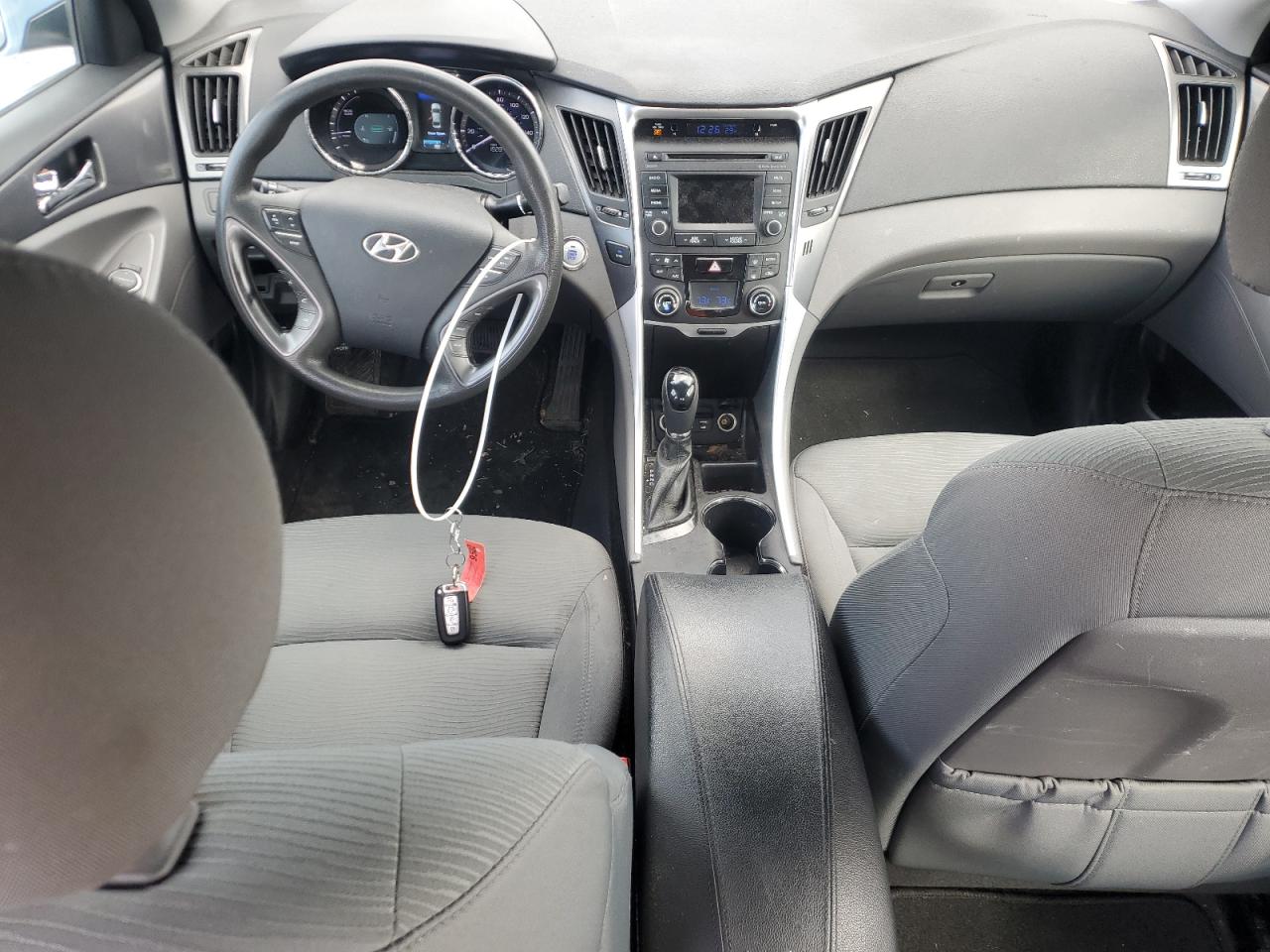 2015 Hyundai Sonata - Image 8