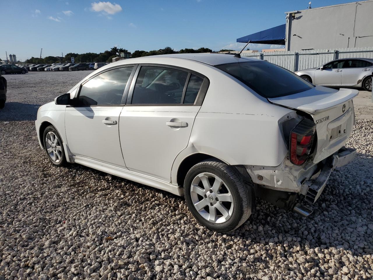 2011 Nissan Sentra - Image 2