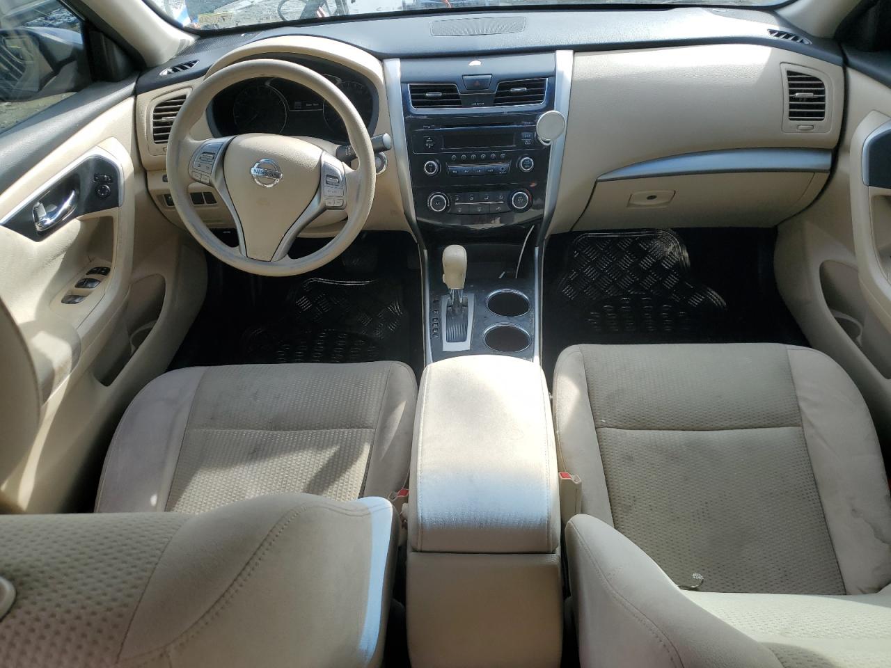 2015 Nissan Altima - Image 8