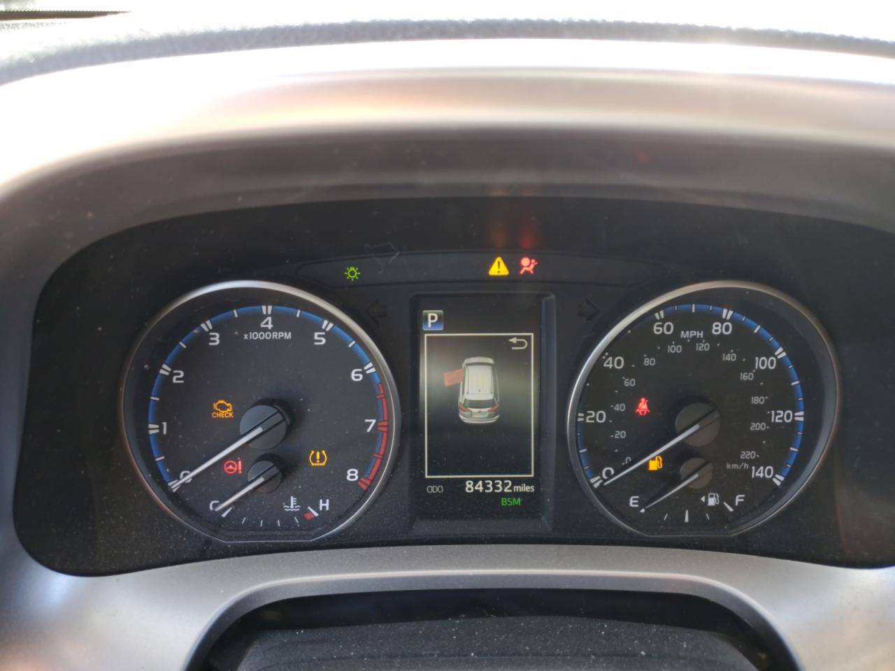 2018 Toyota RAV 4 - Image 9