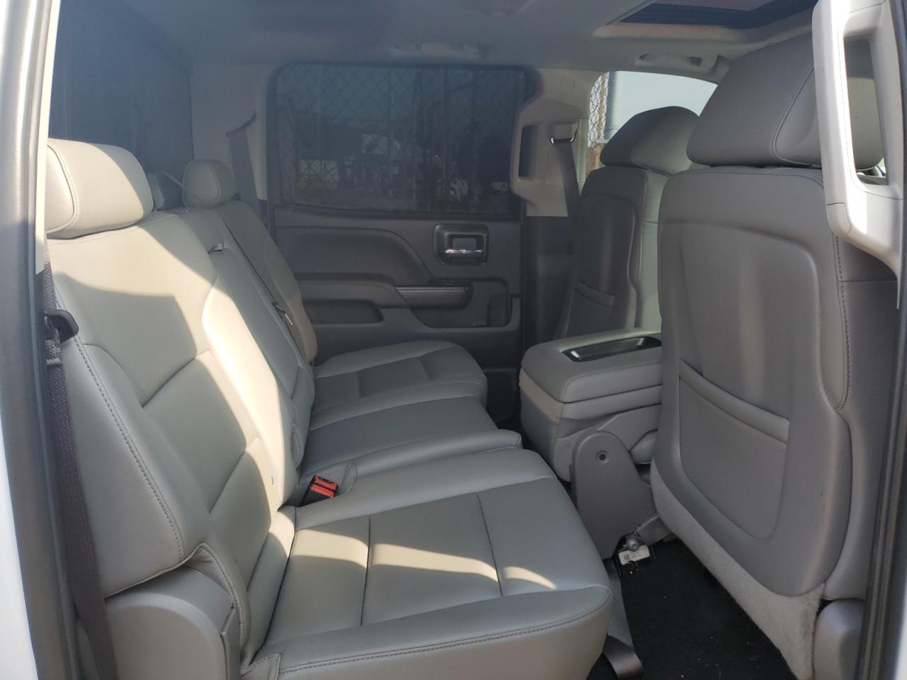 2017 GMC Sierra - Image 11