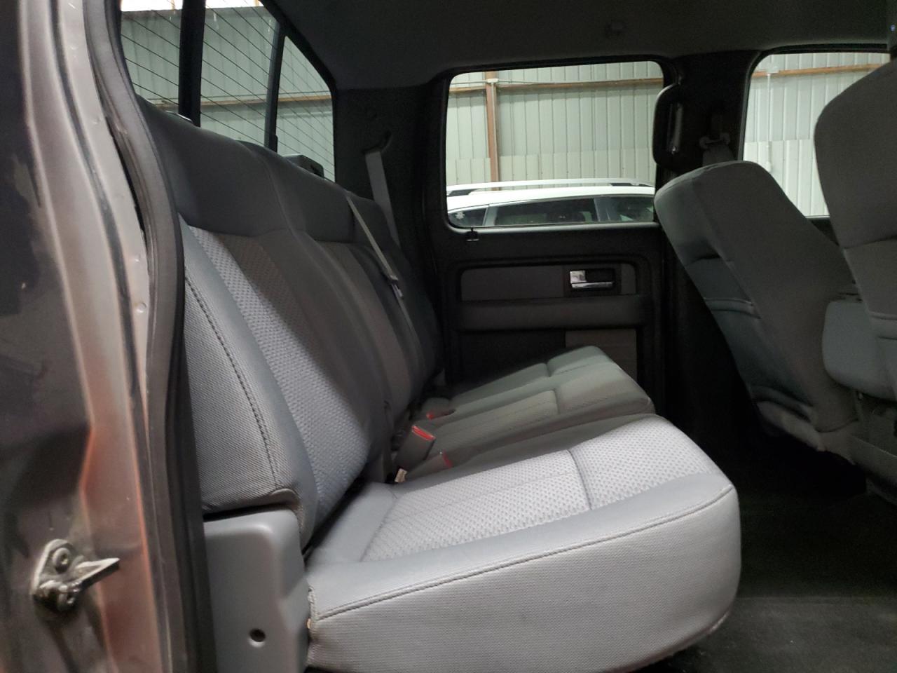 2012 Ford F-150 - Image 10
