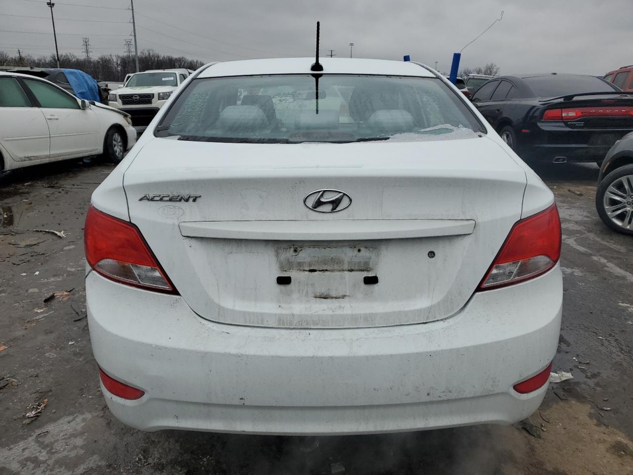 2016 Hyundai Accent - Image 6
