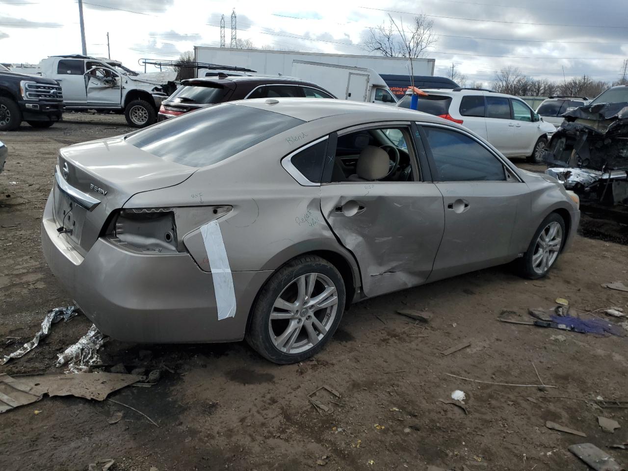 2013 Nissan Altima - Image 3