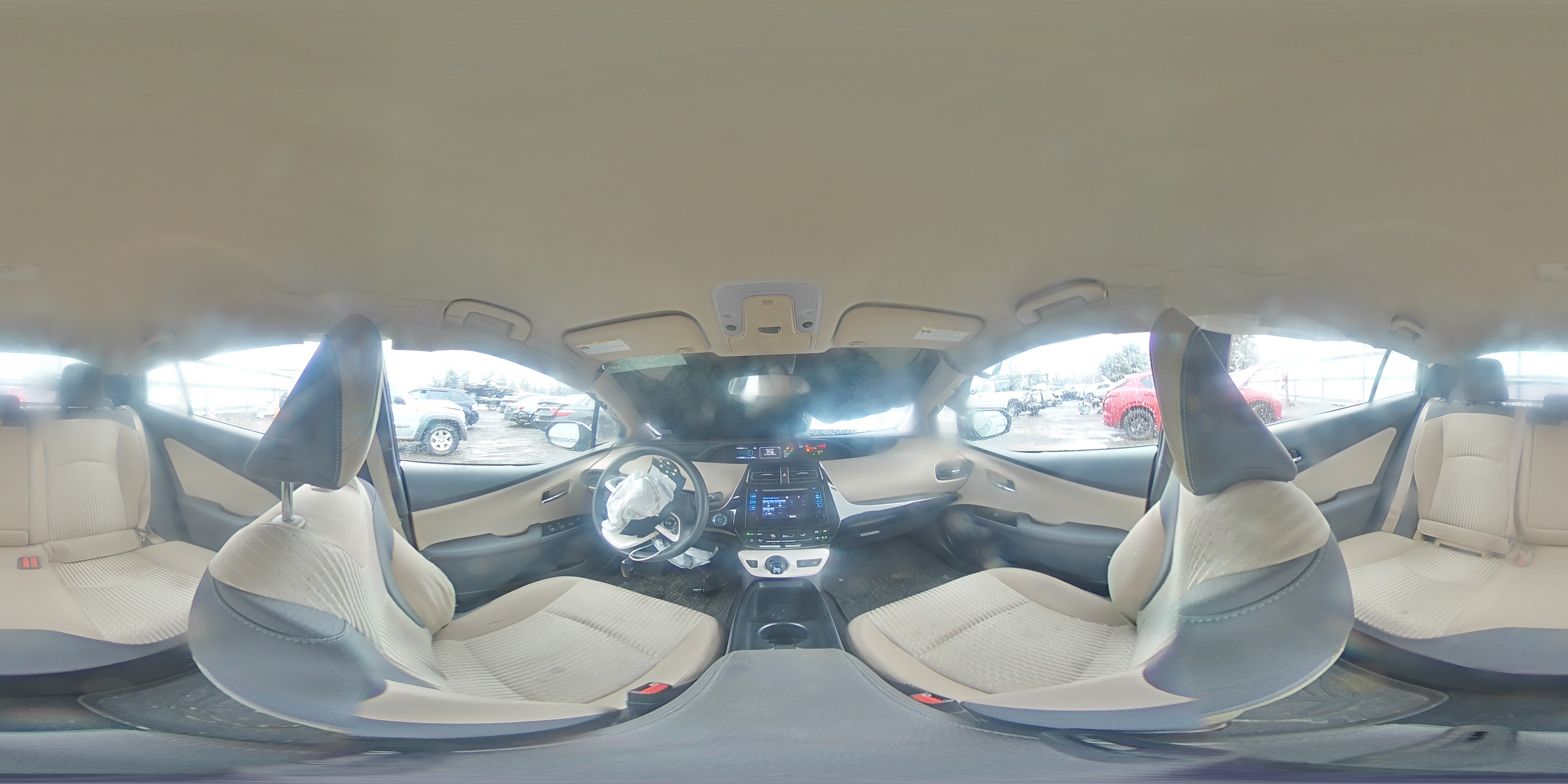 2018 Toyota Prius - Image 13