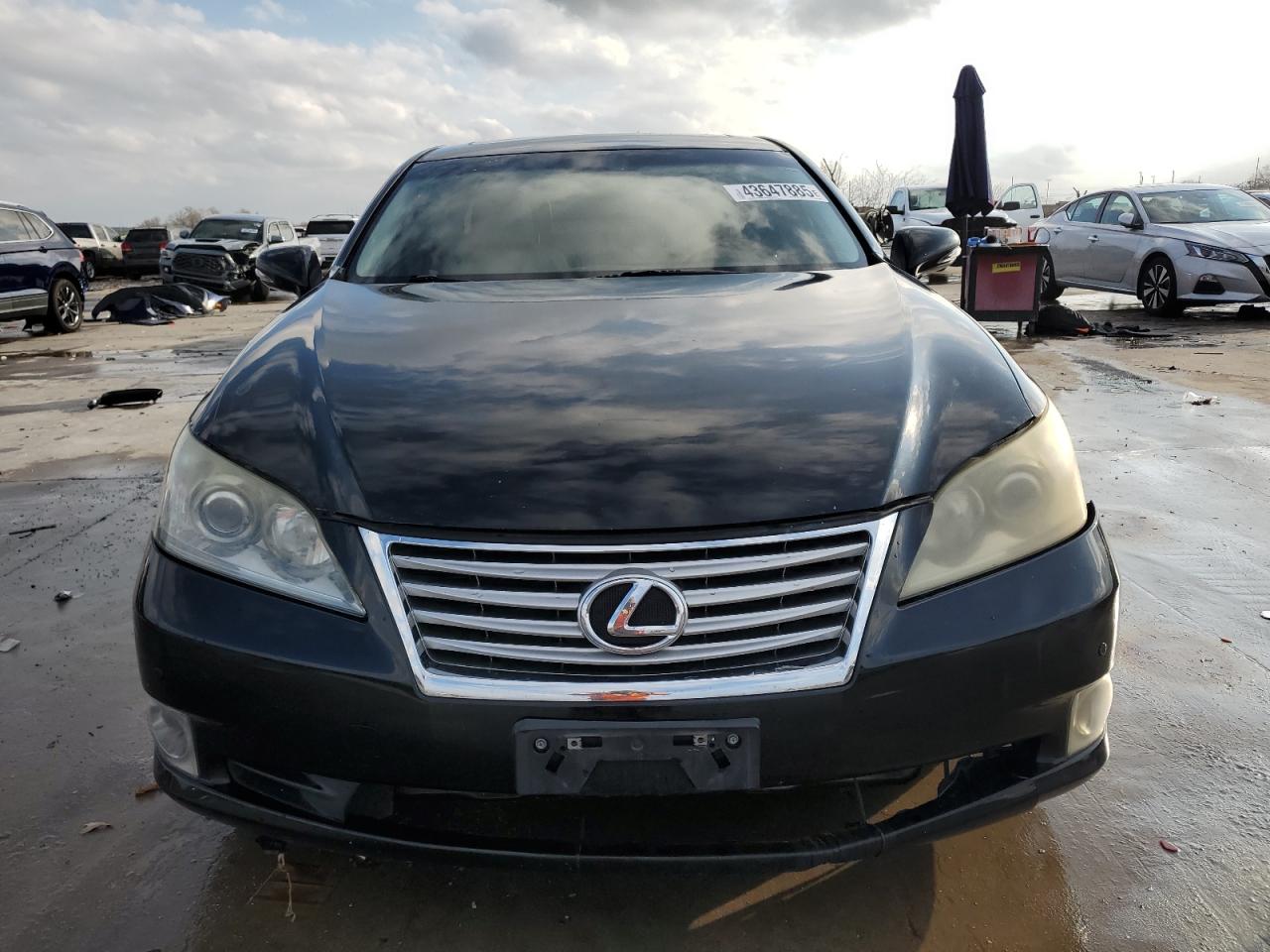 2010 Lexus ES - Image 5
