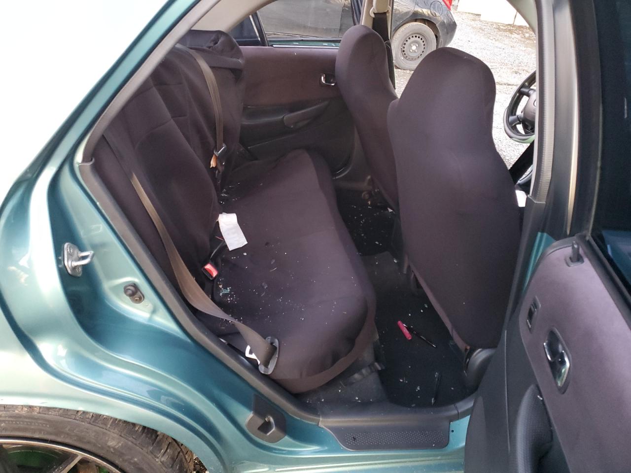 2001 Mazda Protege - Image 10