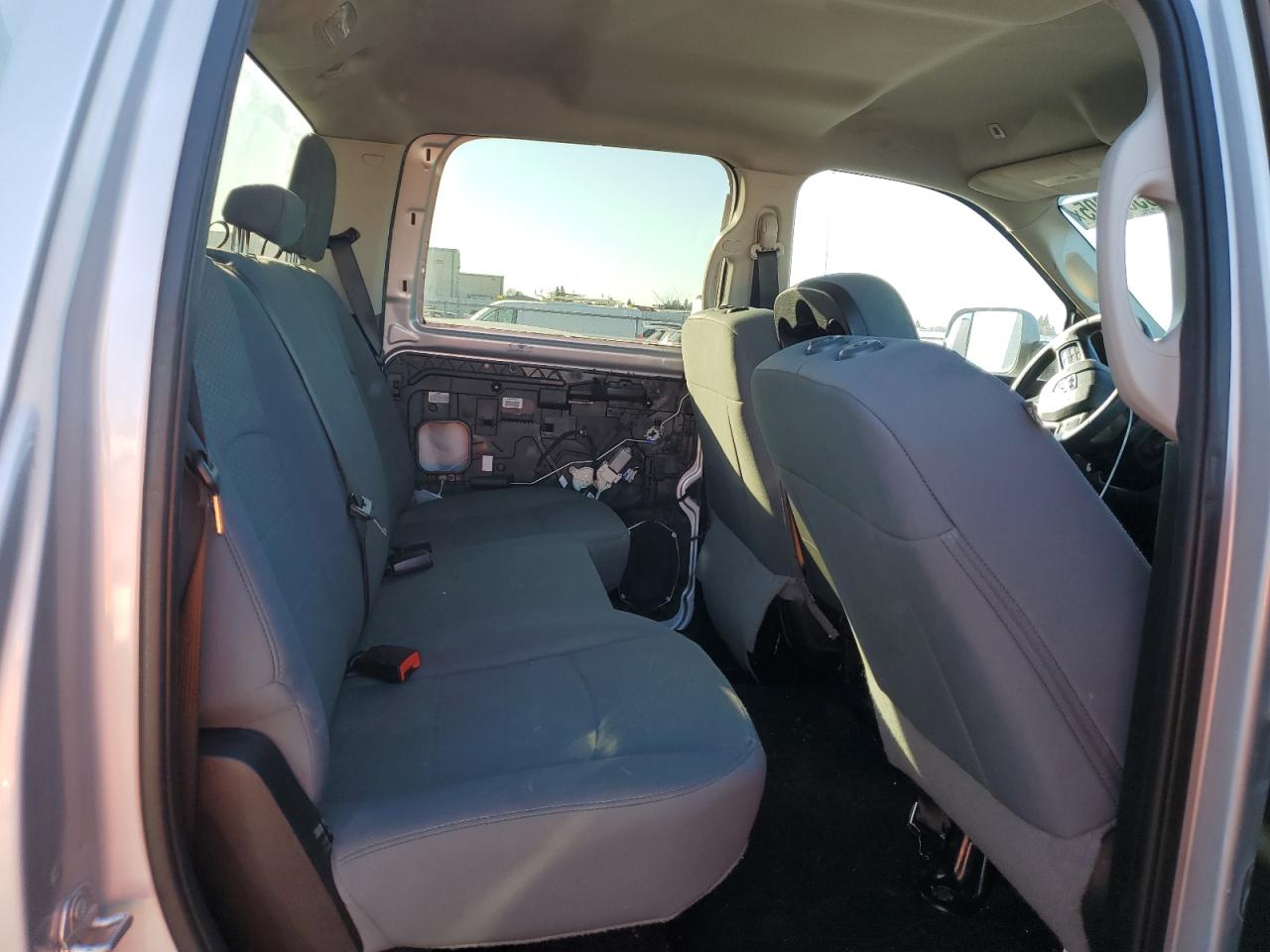 2018 RAM 2500 - Image 10